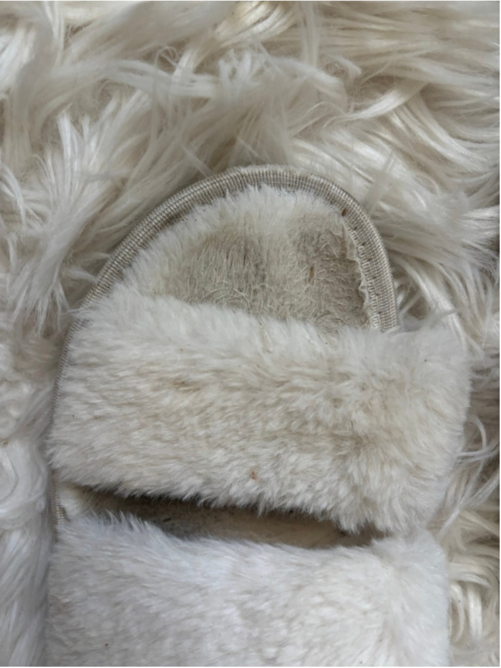 Super well worn woman's house slippers shoes - Picture 3 of 8